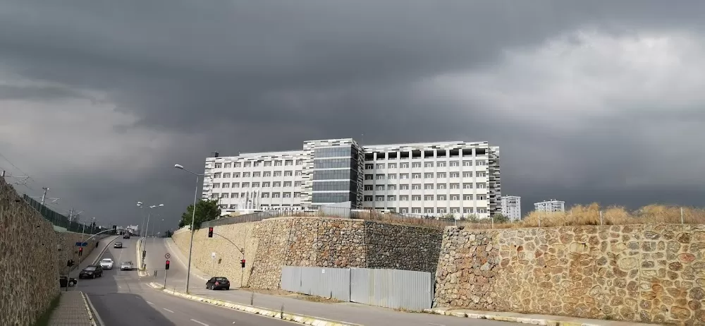 Tuzla Devlet Hastanesi - Photo 7