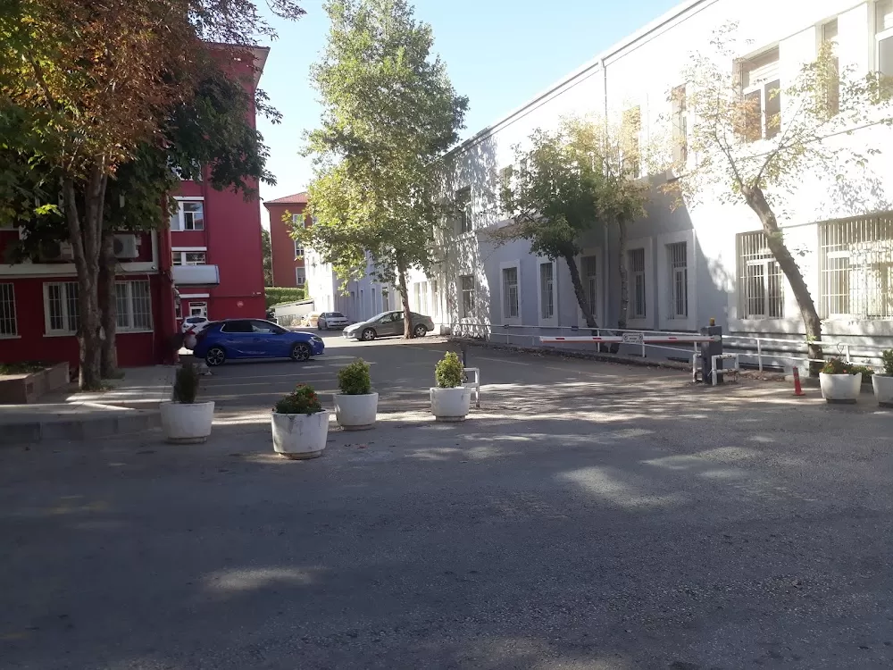 ANKARA ÜNİVERSİTESİ TIP FAKÜLTESİ CEBECİ HASTANESİ BAŞHEKİMLİĞİ - Photo 3