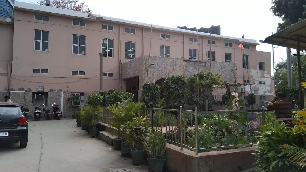 Mrs. Girdhar Lal Maternity Hospital - Photo 6