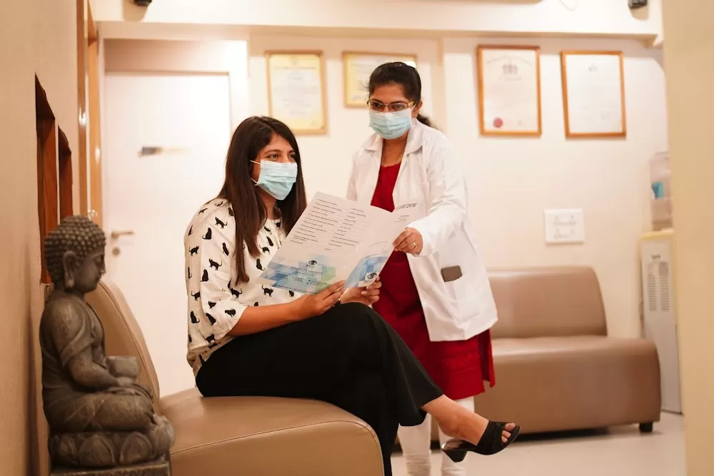 Moolani's Eye Care Centre – Eye Specialist & Cataract Surgery Pune | MG Road - Photo 2