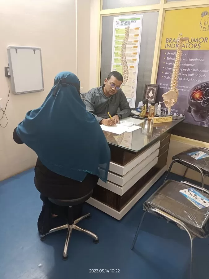 BHARATHI SPINE AND BRAIN CLINICS - Photo 4