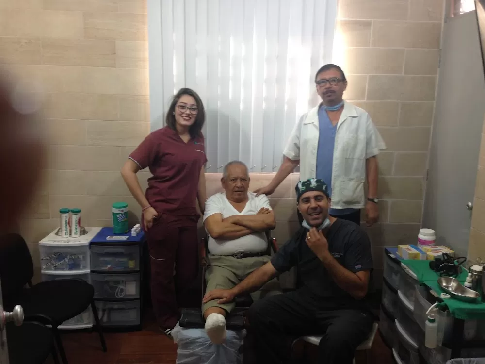 Hospital Del Pie Diabético/ Manejo Avanzado de Heridas ( Especialista en Pie Diabético) - Photo 2