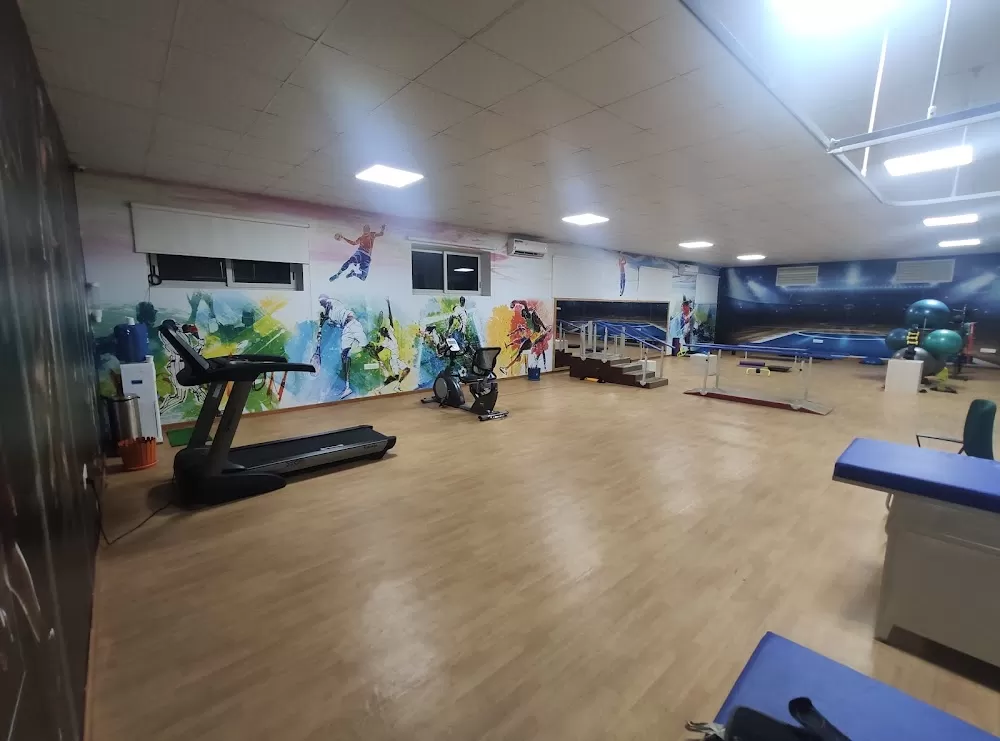 IKOC Joint Replacement and Sports Injury Orthopaedic Hospital - Photo 3