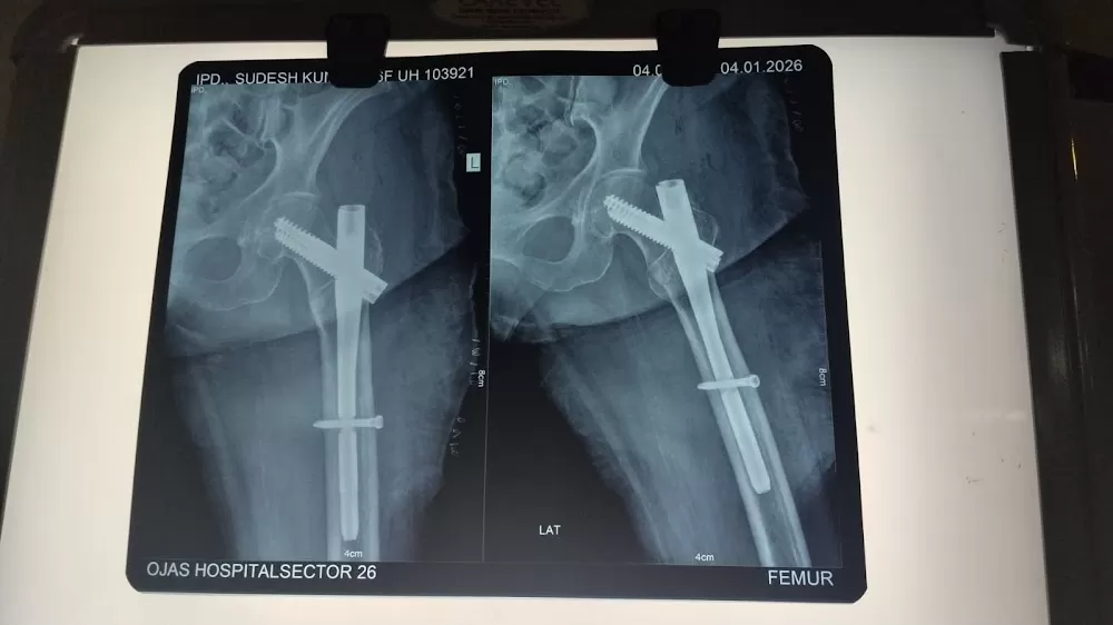 𝗗𝗿. 𝗔𝗻𝗺𝗼𝗹 𝗦𝗵𝗮𝗿𝗺𝗮 - Best Orthopedic Surgeon | Sports Injury | Trauma Surgeon | Best HIP & Knee Replacement Surgeon - Photo 2