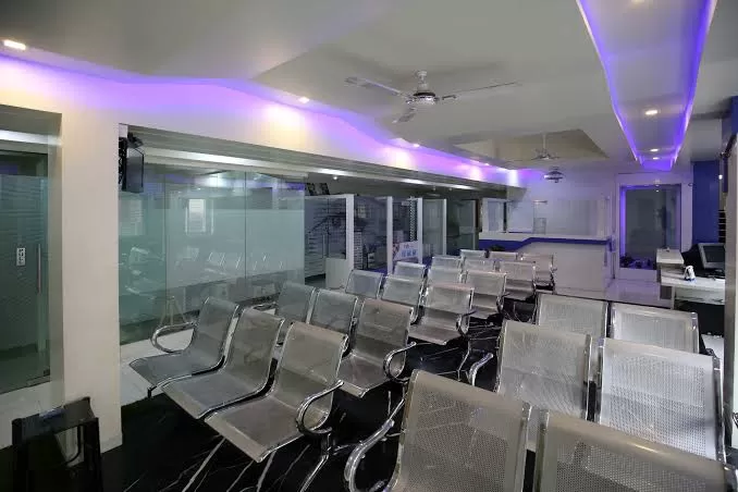 Alatkar Hospital - Eye Hospital in Hadapsar | Eye Doctor | Eye Specialist | Retinal Surgery | Lasik Surgery in Hadapsar Pune - Photo 1