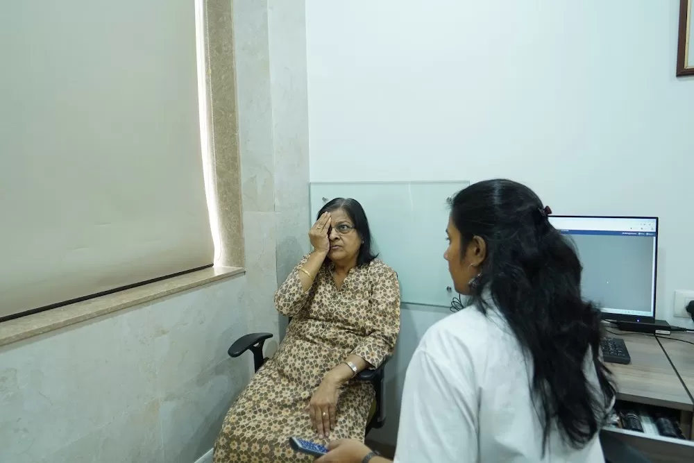 Dr. Manish S Shah Clinic | Unit of Dr Agarwals Eye Hospital - Photo 4