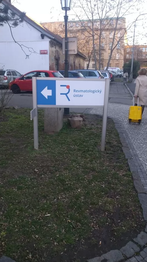 Revmatologicky ustav - stredisko informacni a knihovnicke sluzby - Photo 4