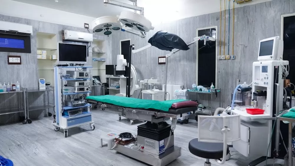 Dr. Sumit Shah - Breast, Oral, Colon Cancer Specialist in Pune | Prolife Cancer Centre - Photo 5