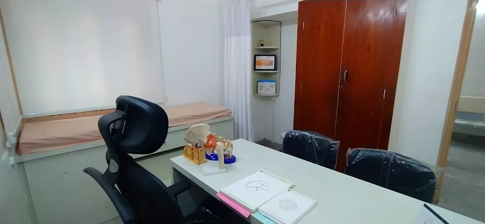 Dr Mithun N Oswal - Best Orthopedic Surgeon in Bangalore- Knee Hip Joint Replacement Surgeon in Bangalore, ACL surgery - Photo 5