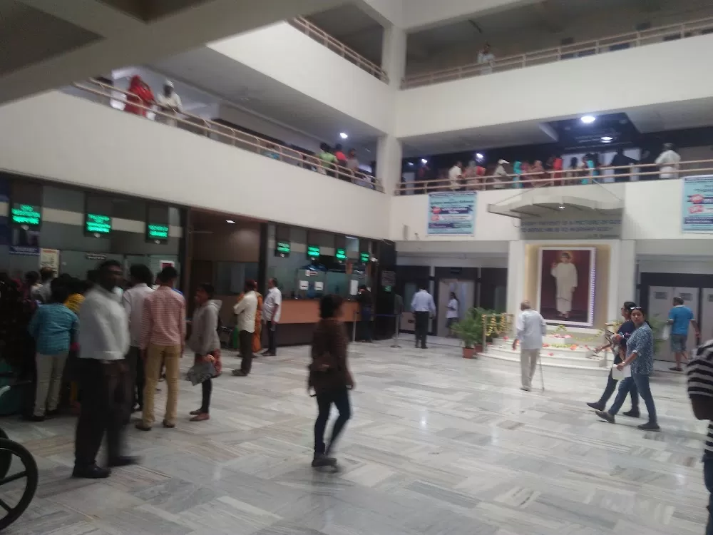 Sadhu Vaswani Missions Medical Complex - Photo 7