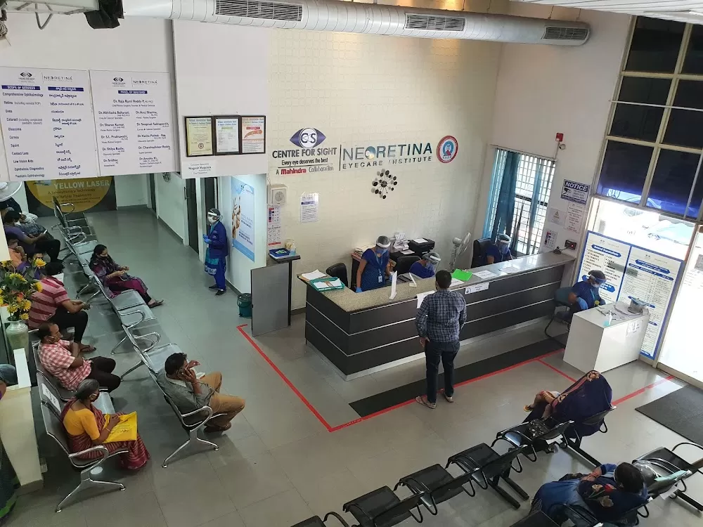 Neoretina Eyecare Institute - Photo 5