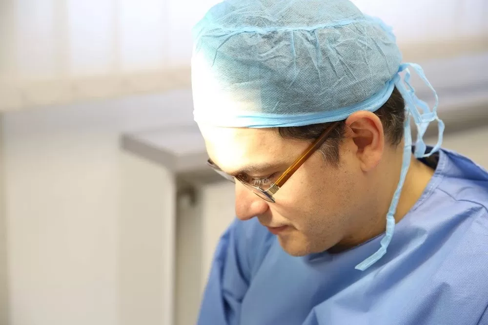 dr. Pataki Gergely plasztikai sebész - Photo 5