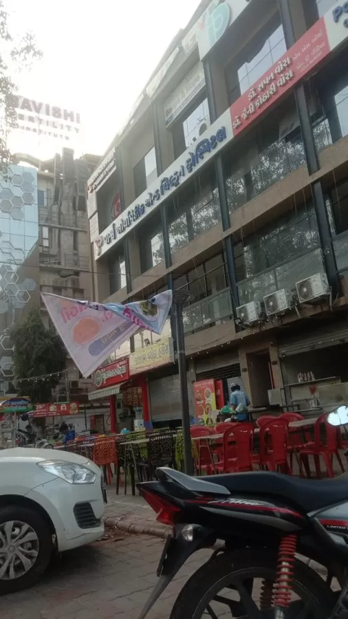 Parshva Hospital | Orthopedic and Pediatric | Dr. Sapan Vora | Dr. Jaini Vora | Arthroscopy | Knee replacement in Ahmedabad - Photo 6
