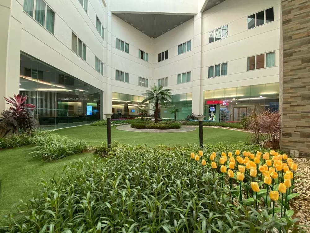Pantai Hospital Laguna Merbok - Photo 1
