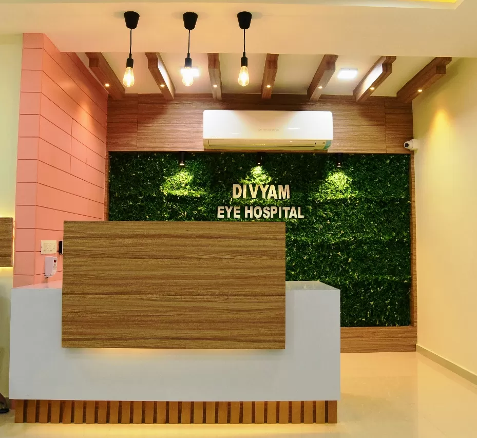 𝗗𝗜𝗩𝗬𝗔𝗠 𝗘𝗬𝗘 𝗛𝗢𝗦𝗣𝗜𝗧𝗔𝗟 BEST CASHLESS CATARACT LASIK EYE SPECIALIST AHMEDABAD - Photo 1