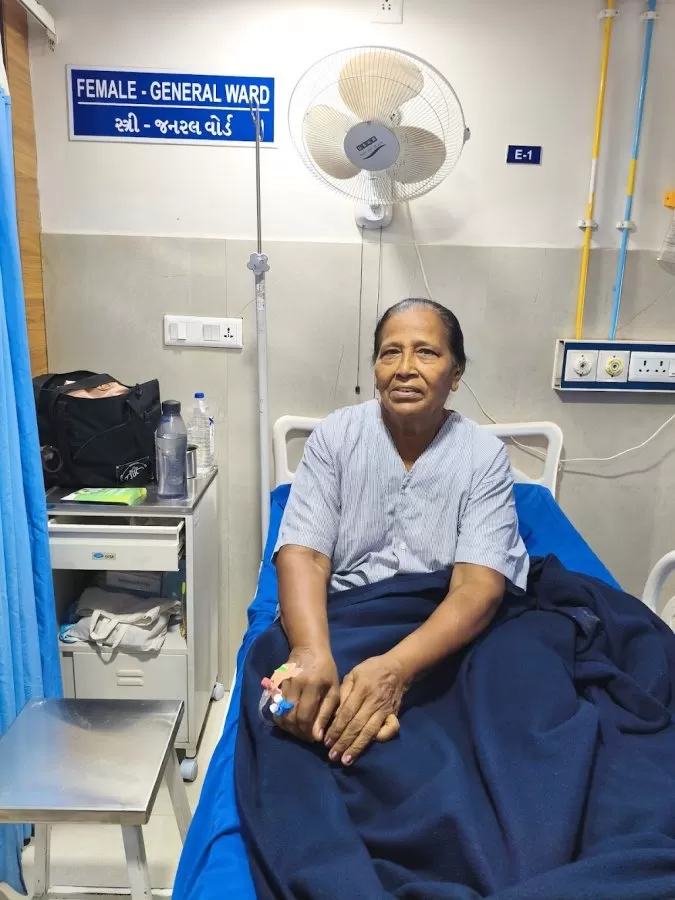 Dr Tejas Gandhi - Best Knee Replacement Doctor & Robotic Knee Replacement Surgeon in Ahmedabad|Gujarat|Rajasthan - Photo 2
