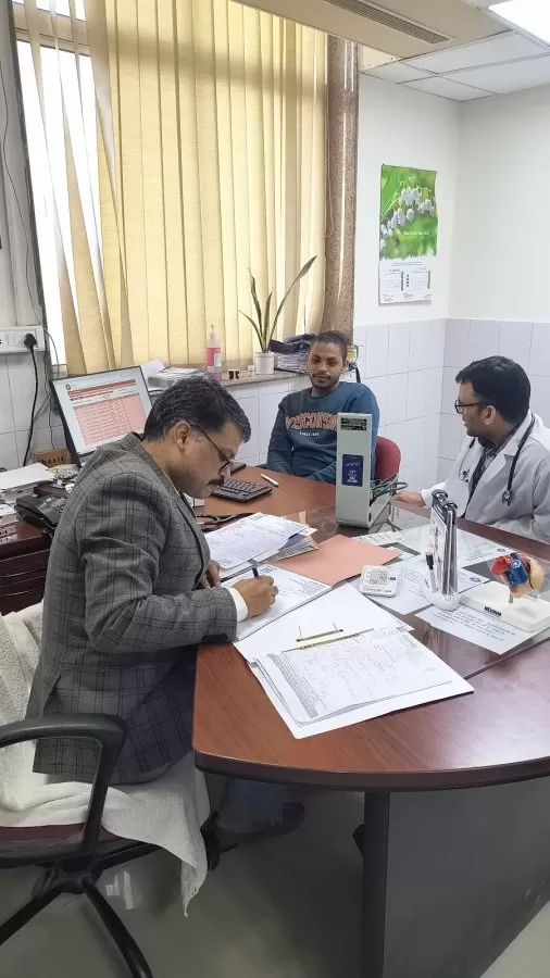 Dr. Gaurav Singhal - Photo 1