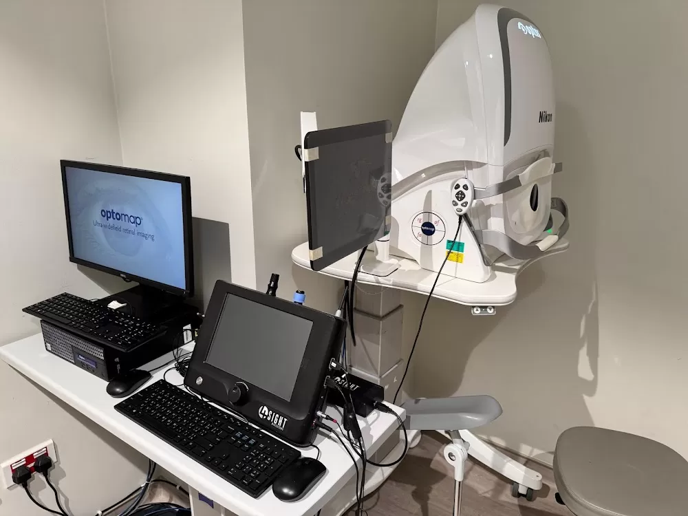 Dr. Faizan Mehmood at CMC Hospital Best Ophthalmologist Cataract and Oculoplasty Surgeon - Photo 5