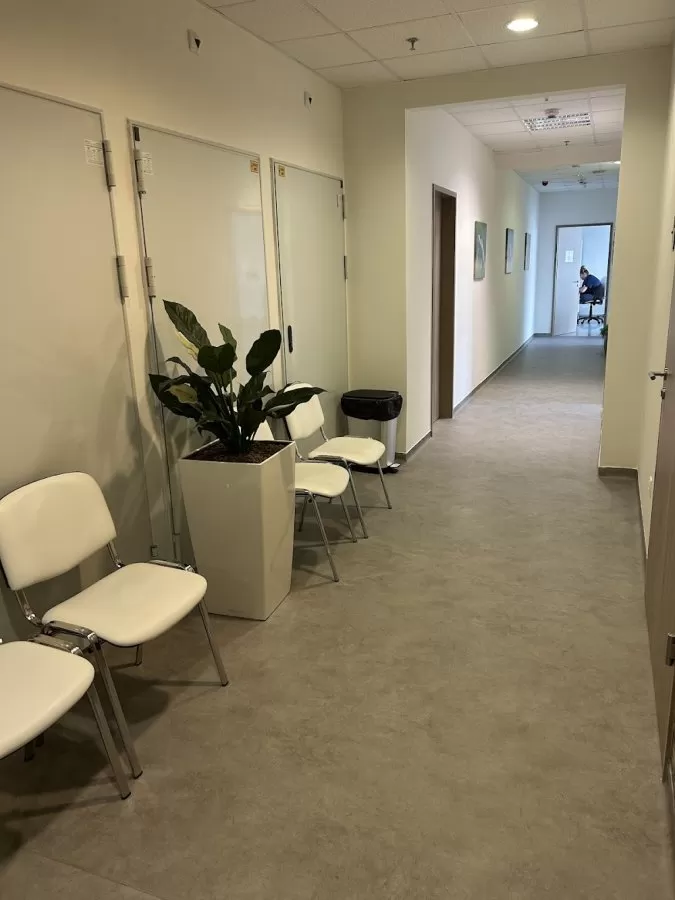 Medicare Ügyeleti Centrum (Urgent Care Center) - Photo 2