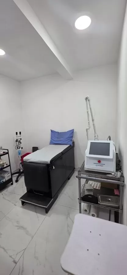 Centro Avanzado de Urología - Plaza Península - Photo 8