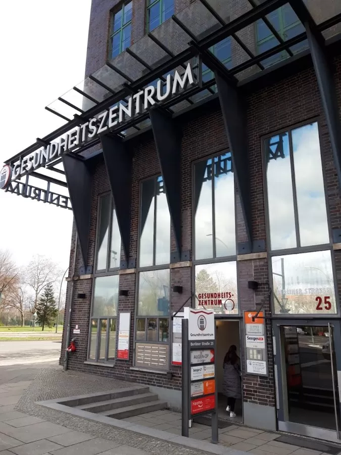 Gesundheitszentrum - Photo 2
