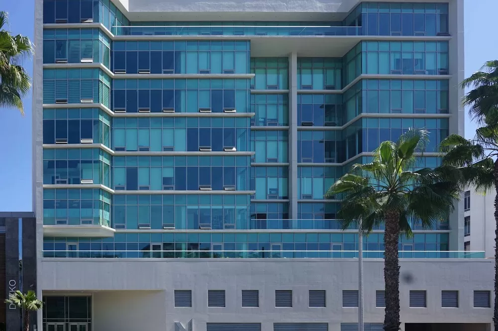 MEDIBIOLOGICA Biomedical Cancer Center - Photo 8