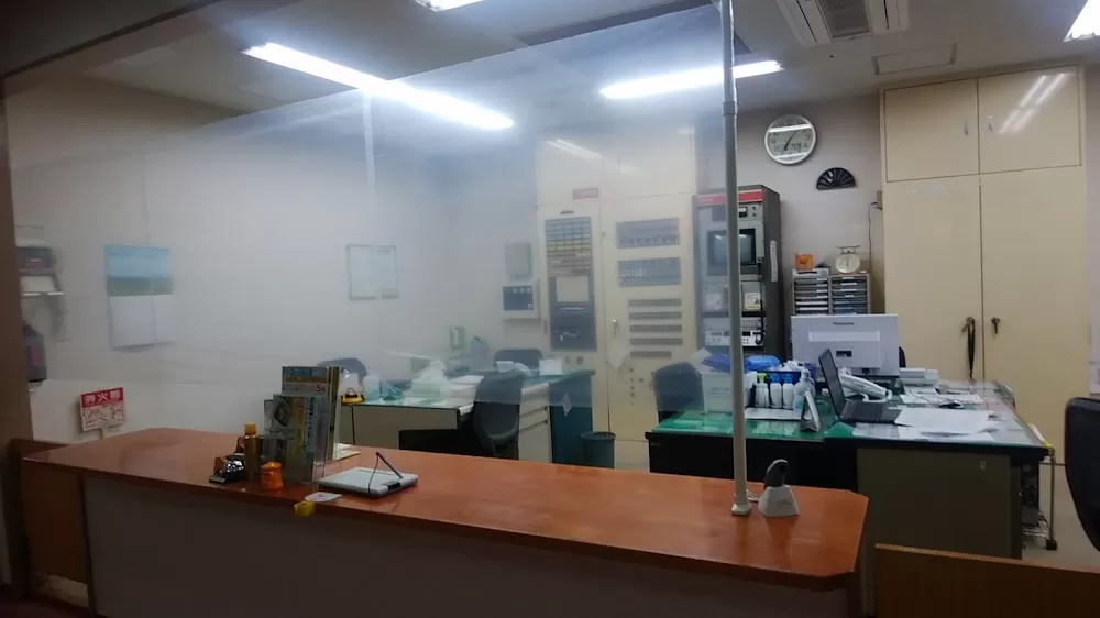 Osaka Heavy Ion Therapy Center - Photo 8