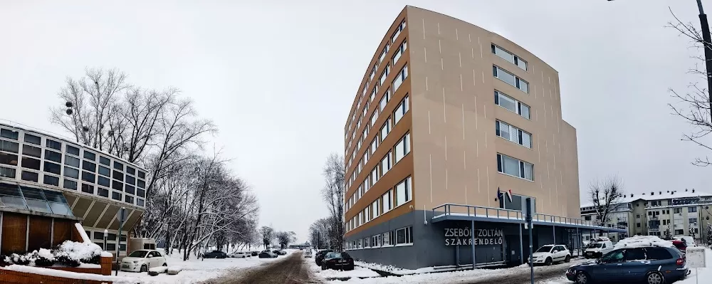 Zsebők Zoltán Szakrendelő (SZTK) - Photo 5