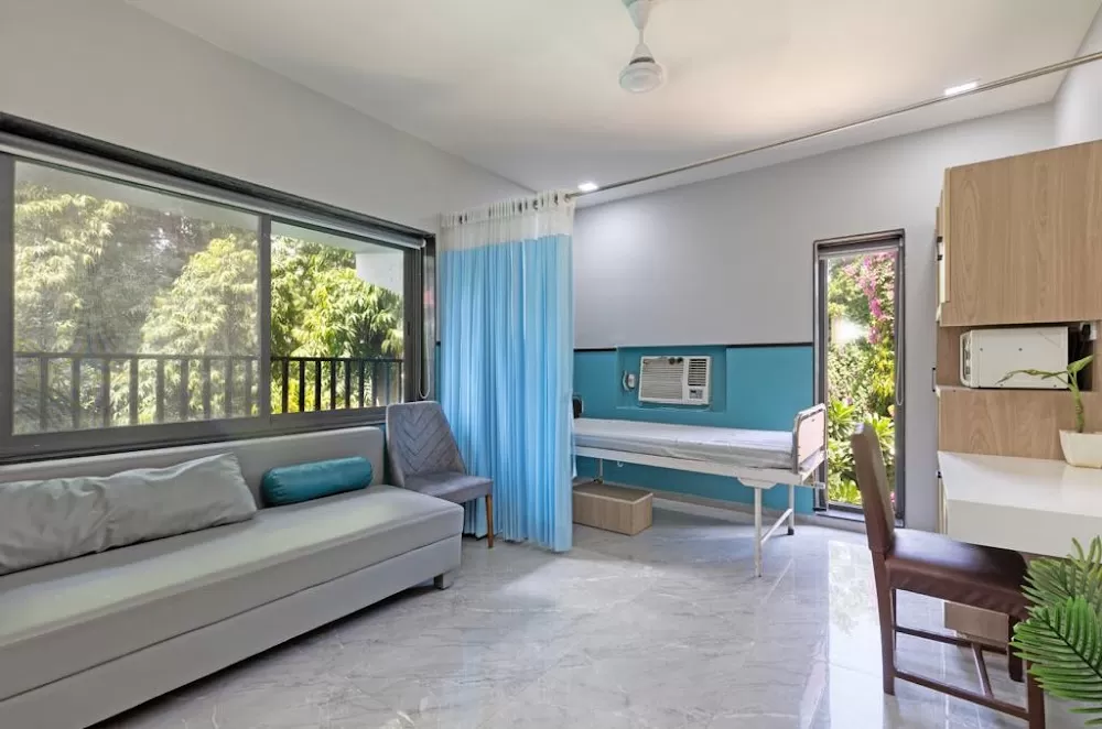 Munshi Hospital(Dr Praful Munshi Hospital) - Photo 2