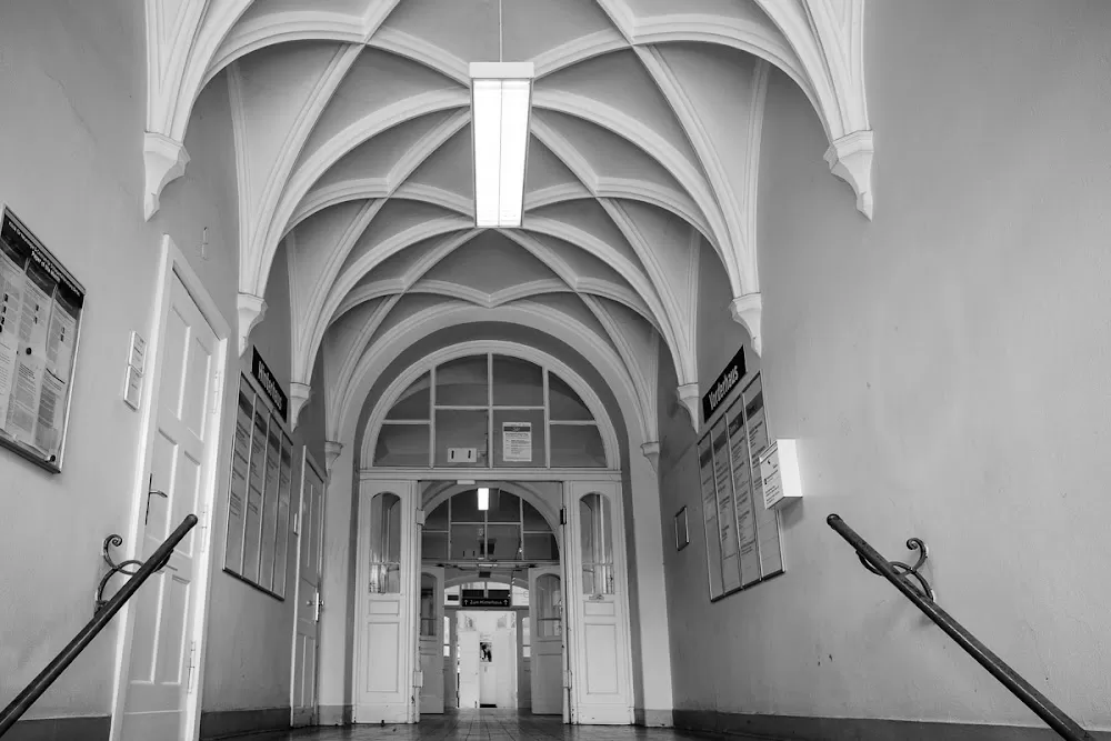 Charité – Universitätsmedizin Berlin Klinik für Psychiatrie und Psychotherapie - Photo 1