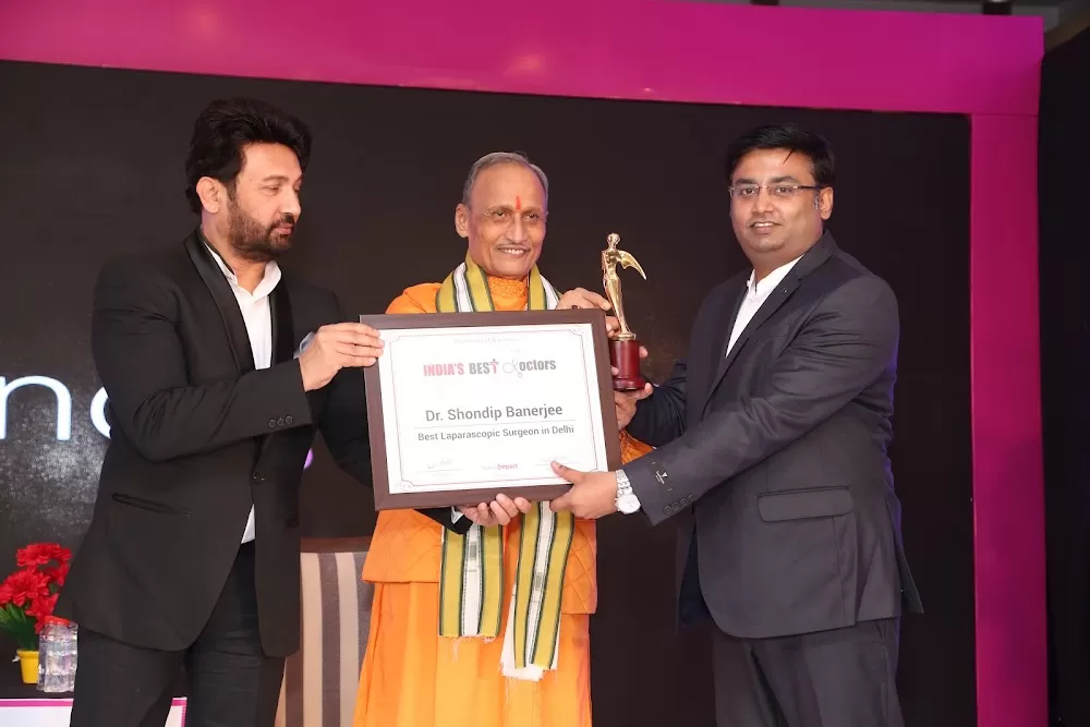 Dr. Sandip Banerjee - Best Laparoscopic Surgeon in South Delhi | Hernia Surgeon | Gallbladder Surgeon | General Surgeon - Photo 1