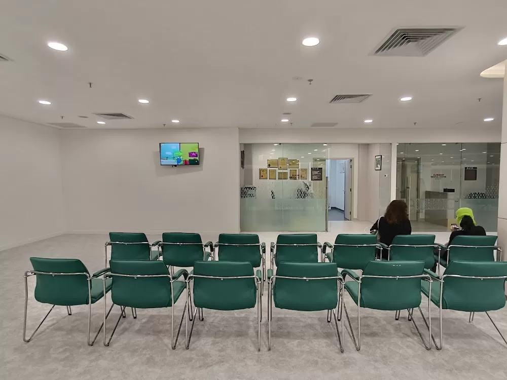 Klinik Dr Zaharuddin KL Gynaecologist Pakar Sakit Puan - Photo 3