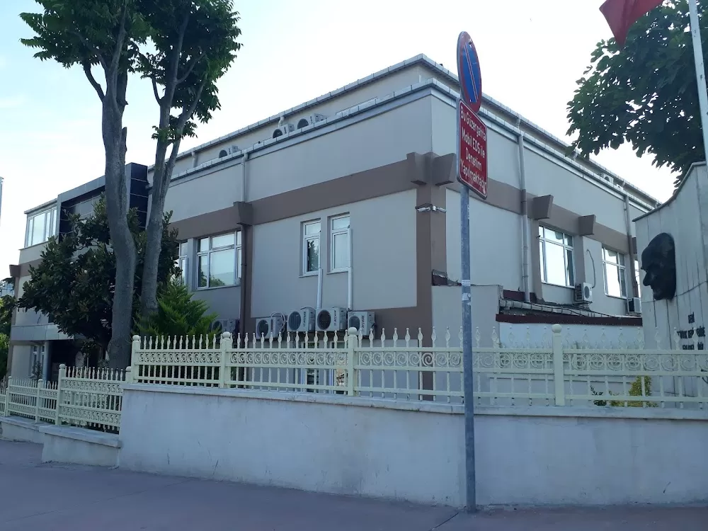 Beşiktaş Sait Çiftçi State Hospital - Photo 7