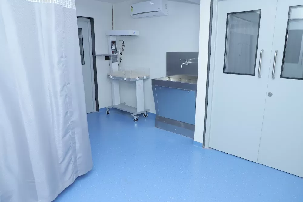 Florence Women's Hospital - Photo 4