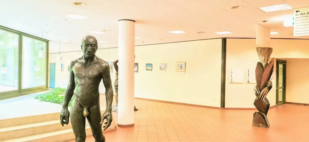 Kopfklinikum - Photo 2
