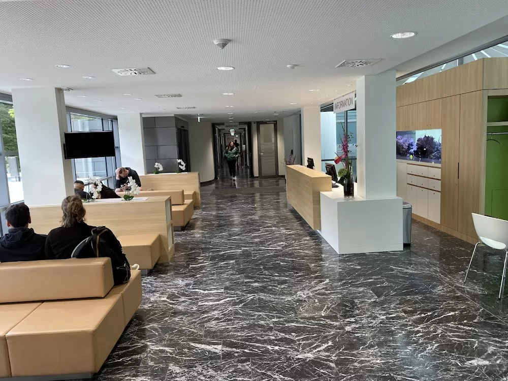 Urologische Klinik München-Planegg - Photo 3