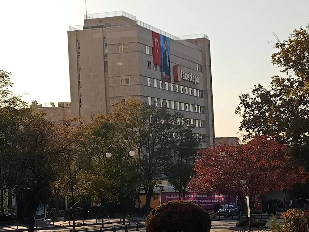 Enfeksiyon Hastalıkları ve Klinik Mikrobiyoloji Kliniği - Photo 8