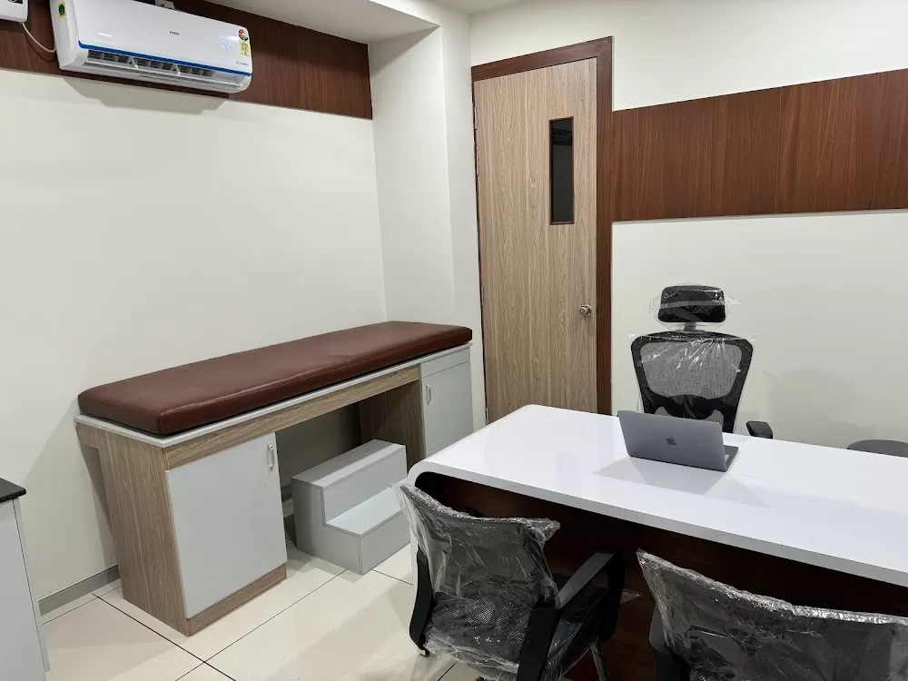 Pranushre Gastro- Rheumatology Clinic ( Dr Prashanth B Gandhi & Dr Matam Sri Anusha) - Photo 1