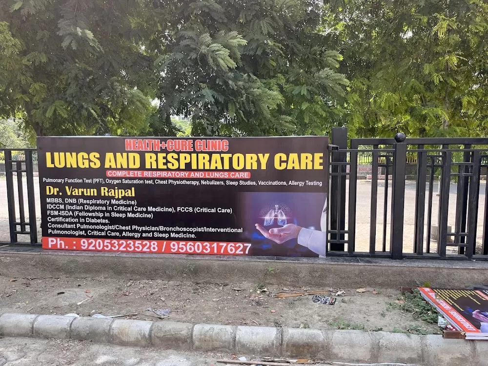 Dr Varun Rajpal (Lungs,Respiratory,Chest Specialist, General Physician, Allergy,Critical Care, Asthma,Sleep Apnea Clinic ) - Photo 2