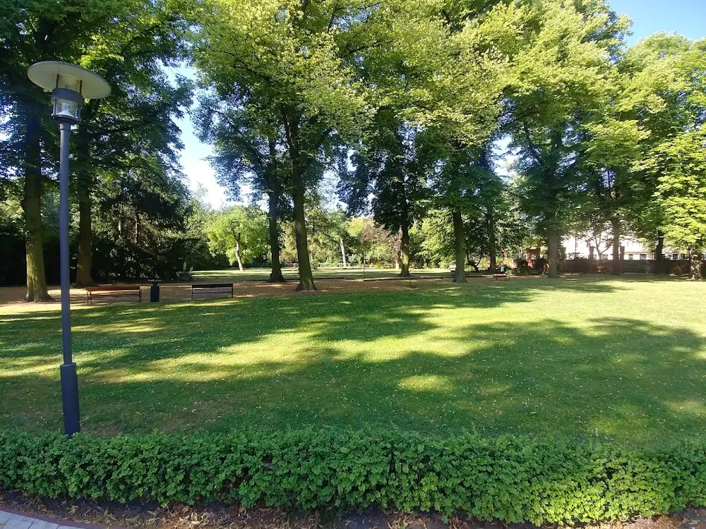 Klinik für Psychiatrie, Psychotherapie und Psychosomatik - Photo 2