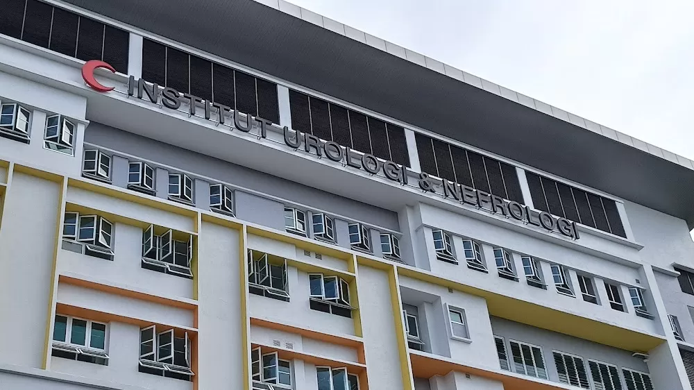 Institute of Urology and Nephrology (Block A), Kuala Lumpur Hospital - Photo 3