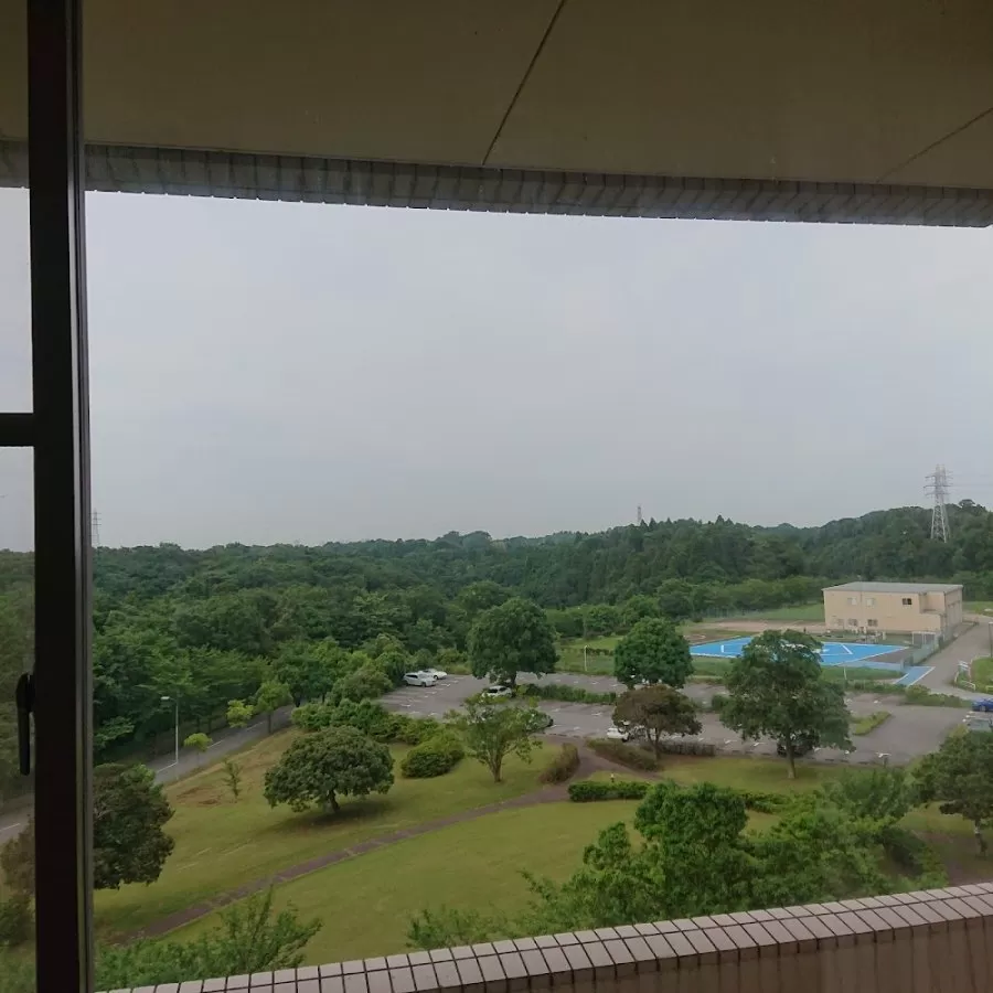 Nippon Medical School Chiba Hokusoh Hospital - Photo 7