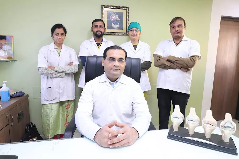 Dr Tejas Gandhi - Best Knee Replacement Doctor & Robotic Knee Replacement Surgeon in Ahmedabad|Gujarat|Rajasthan - Photo 7