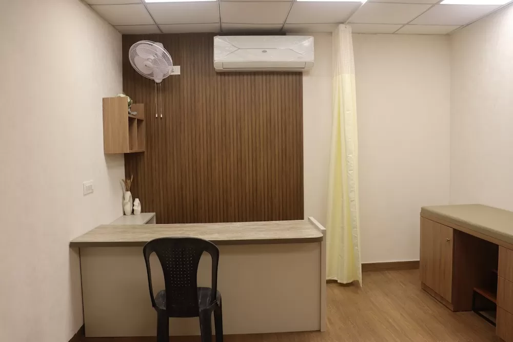 Dr. Paithankar's Clinic | Gastroenterologist in Gurgaon | Liver Specialist | Endoscopy Centre | Dr. Uddhavesh Paithankar - Photo 1