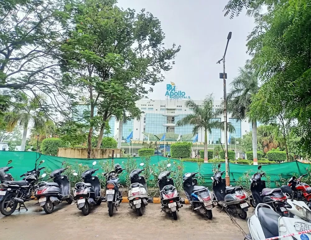 Department of Neonatology | Apollo Hospitals Gandhinagar - Photo 5