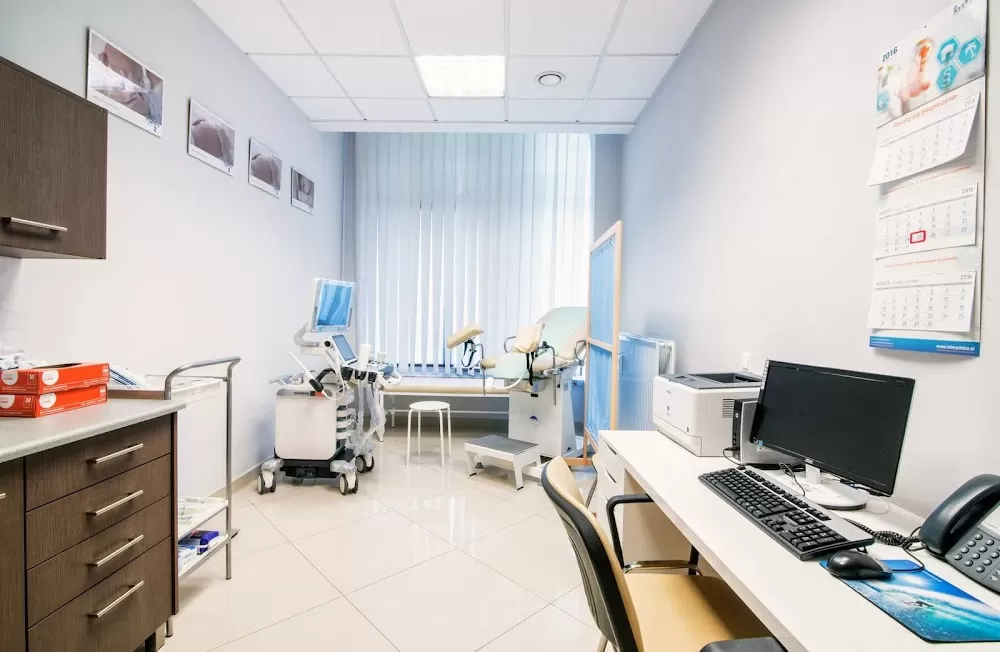 Rodzinna Medical Center - Photo 1