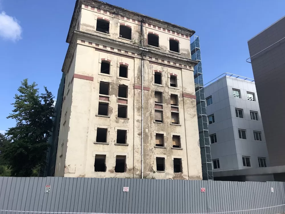 Sarıyer Hamidiye Etfal Eğitim ve Araştırma Hastanesi - Photo 7