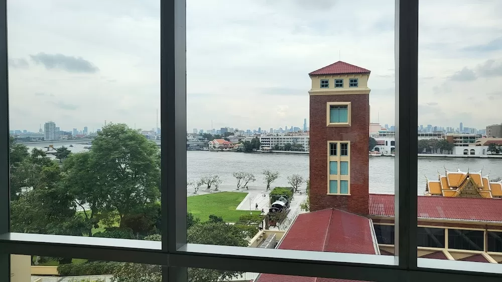 Faculty of Medicine Siriraj Hospital, Mahidol University - Photo 6