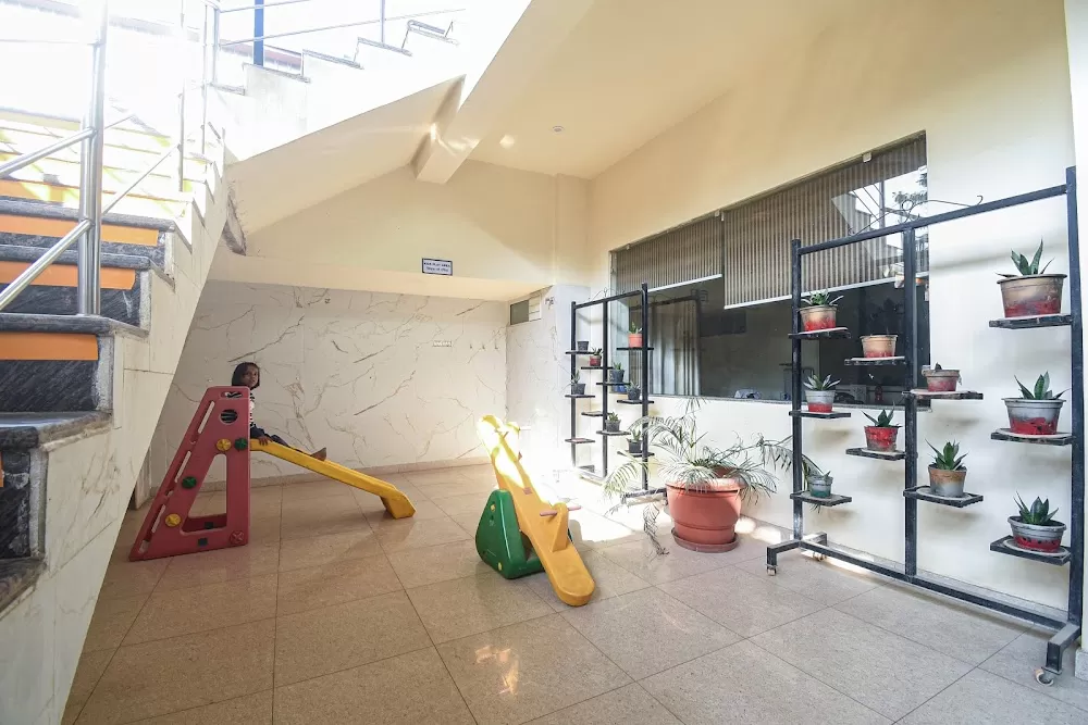 SNM hospital - Photo 7