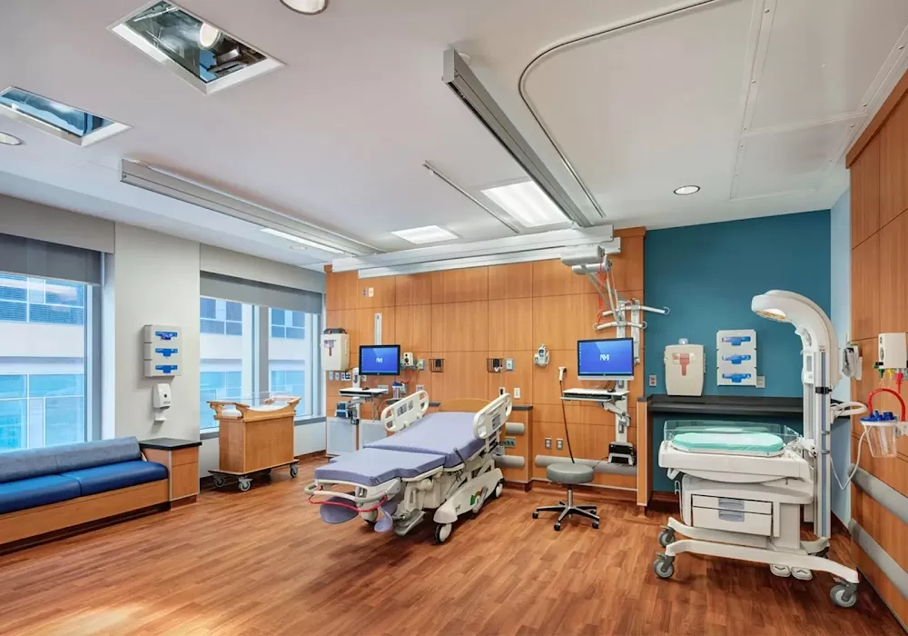 Northwestern Memorial Hospital - Photo 3